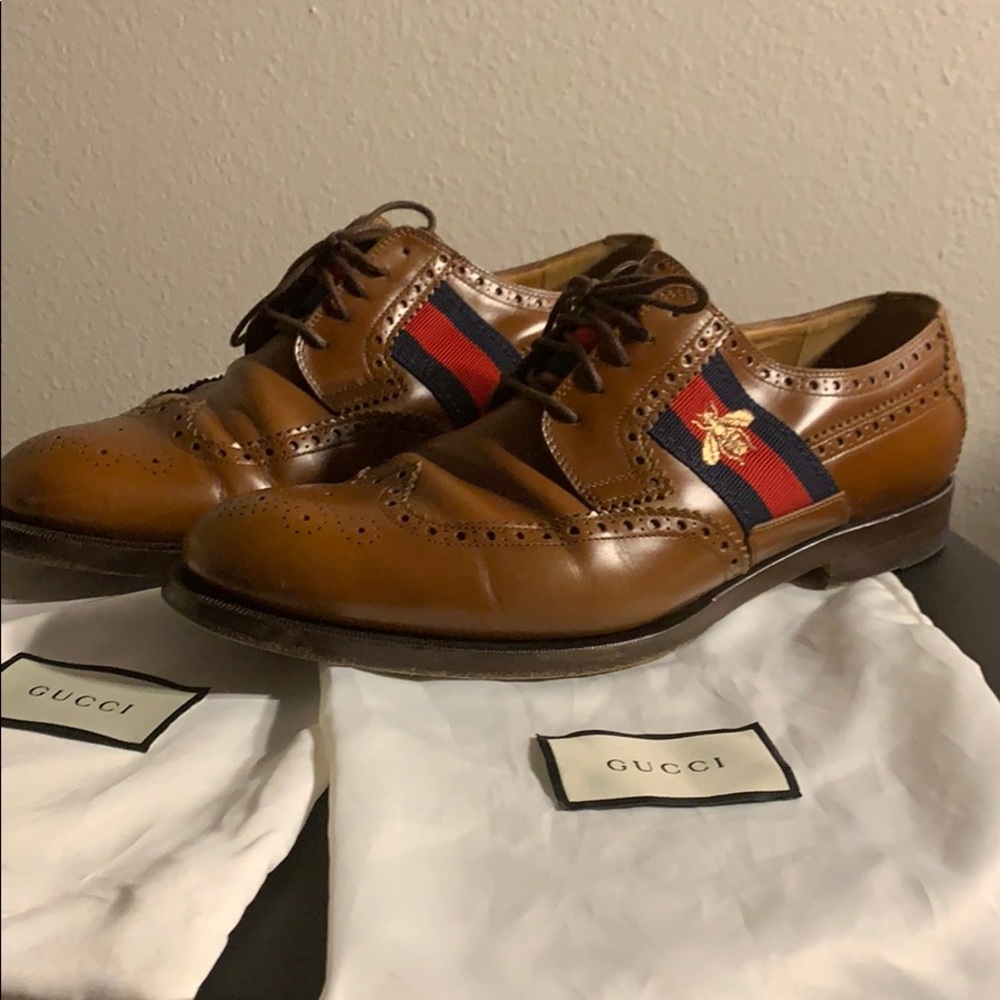 Awesome classic or modern brown real Gucci shoes